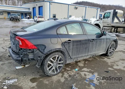 2017 Volvo S60 Dynamic z USA, uszkodzony, nr VIN YV140MTL2H2420285